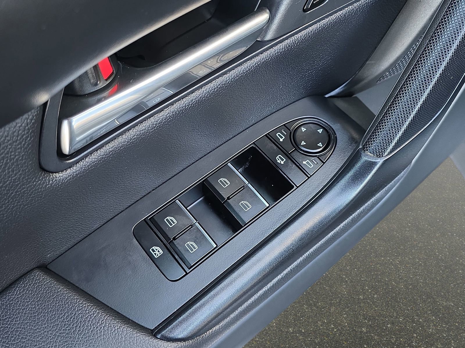 Used 2025 MAZDA CX-50 AWD 2.5 S w/ Premium Plus Pkg image 28