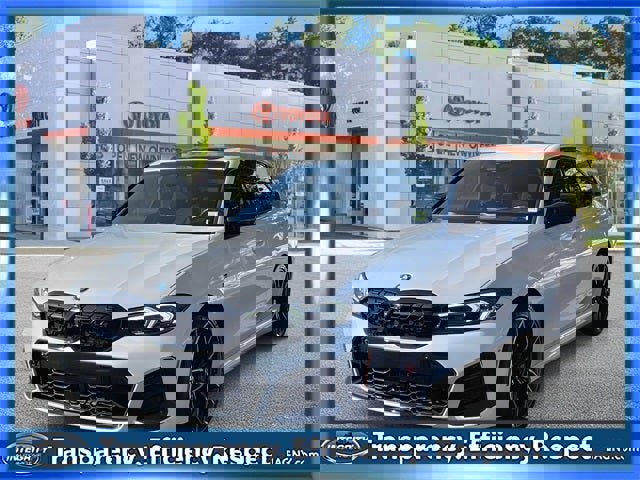 Used 2023 BMW M340i xDrive image 4