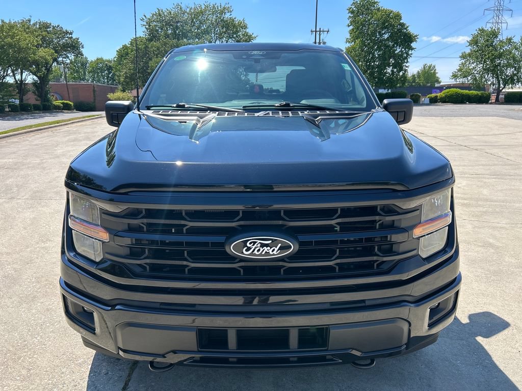 Used 2025 Ford F150 XLT w/ Equipment Group 301A Standard AWD/4WD image 10