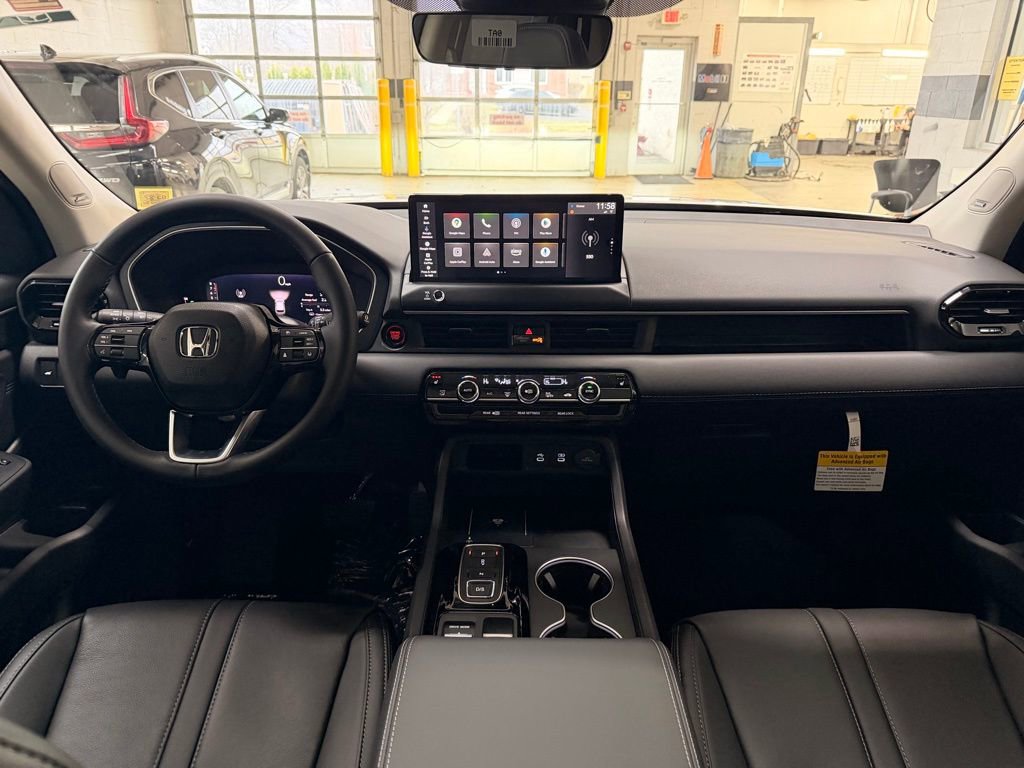 New 2026 Honda Pilot Touring image 5