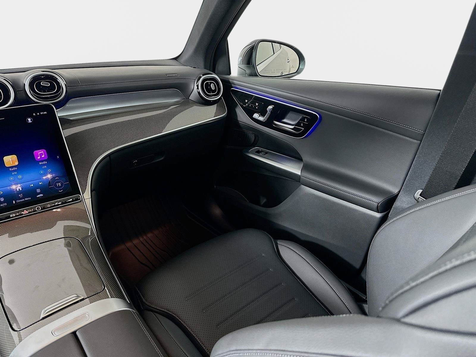 Certified 2026 Mercedes-Benz GLC 300 4MATIC image 42