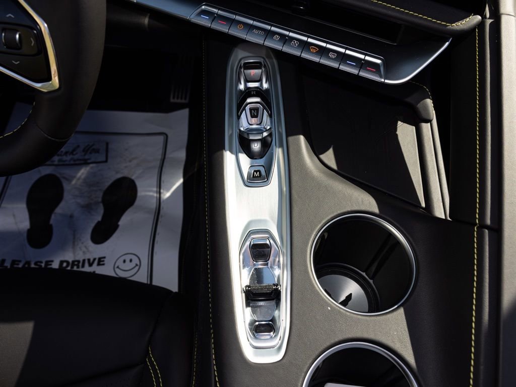 Used 2026 Chevrolet Corvette Stingray Premium Conv w/ Z51 Performance Package RWD image 38