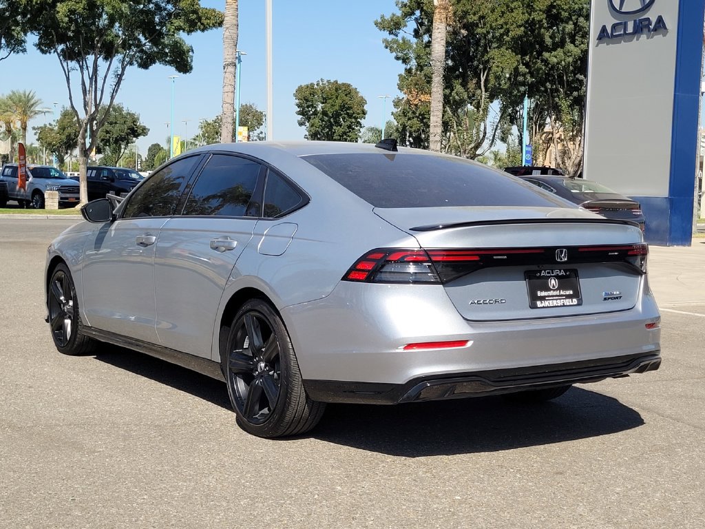 Used 2025 Honda Accord Sport image 8