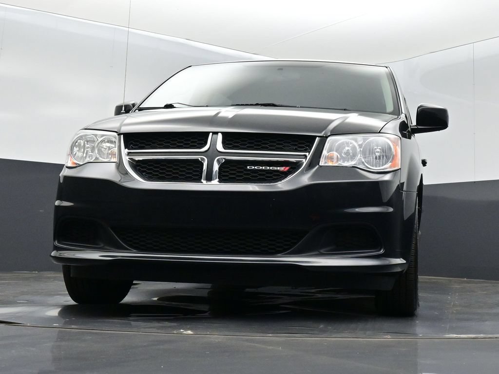 Used 2016 Dodge Grand Caravan SXT FWD image 11