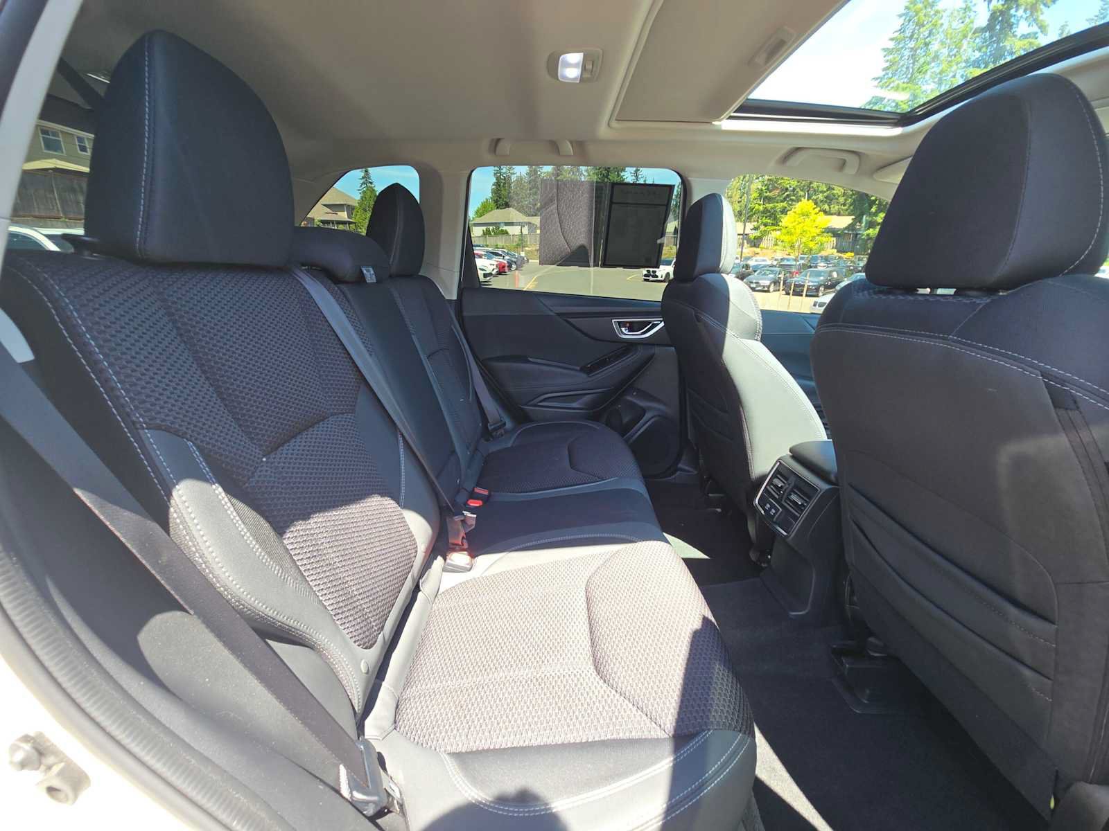 Used 2023 Subaru Forester Premium AWD/4WD image 12
