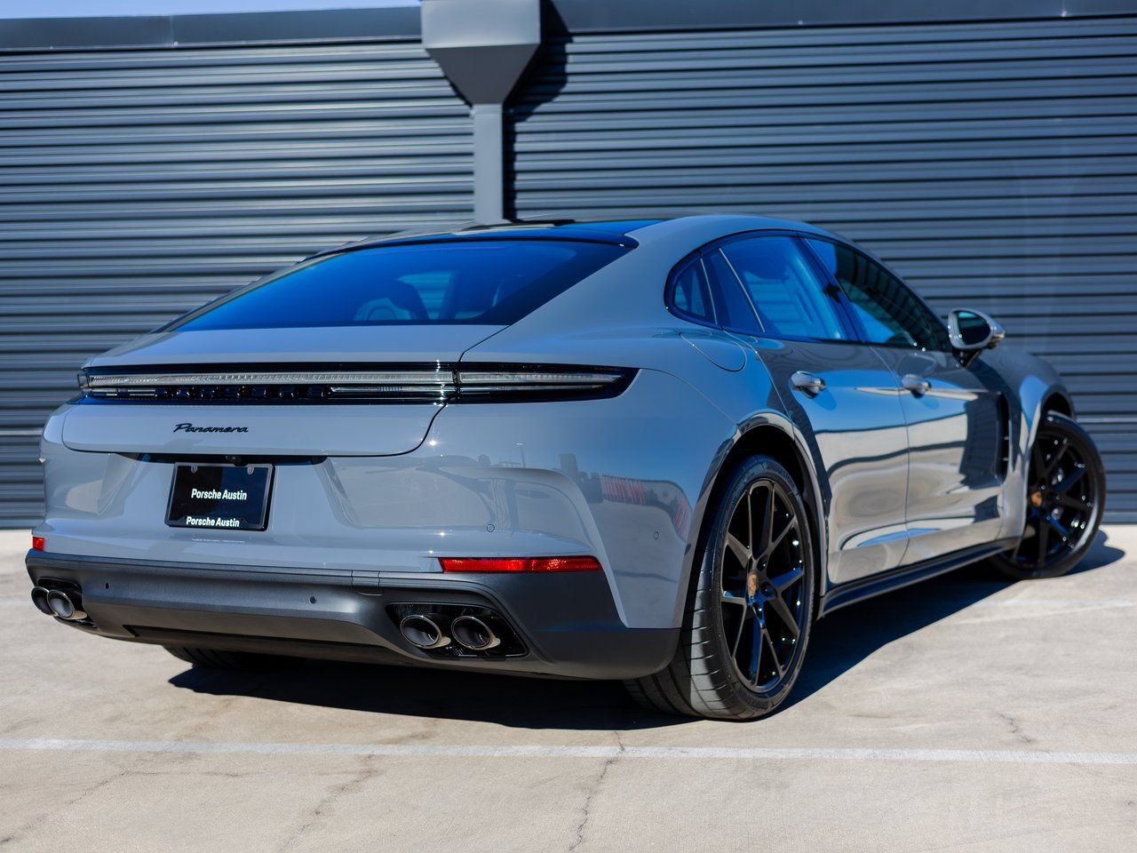 Used 2026 Porsche Panamera RWD image 7
