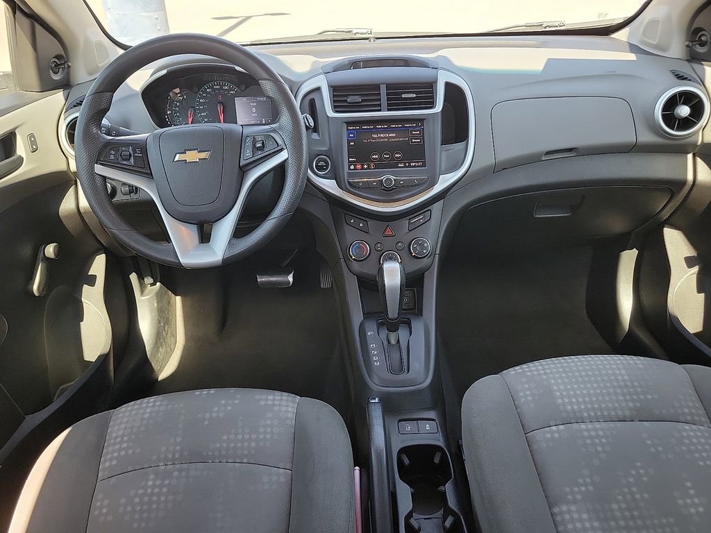 Used 2020 Chevrolet Sonic LT image 17