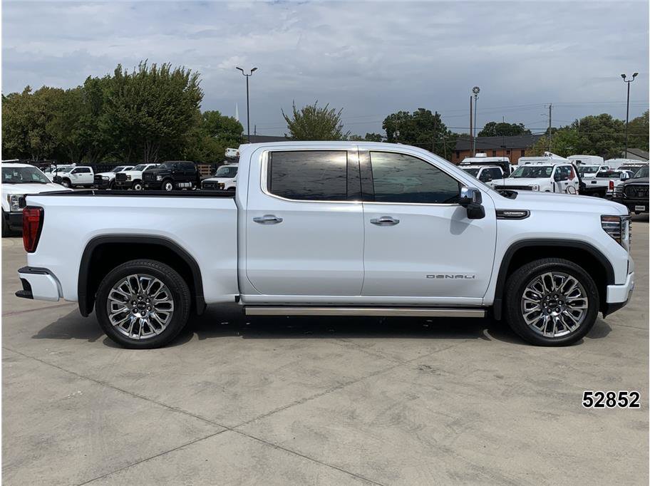 Used 2026 GMC Sierra 1500 Denali Ultimate AWD/4WD image 5