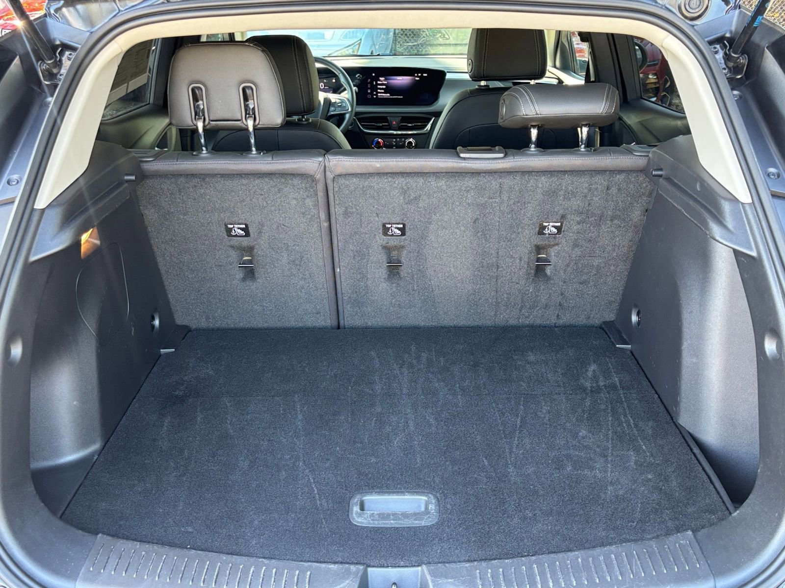 Used 2025 Buick Encore GX Preferred image 32