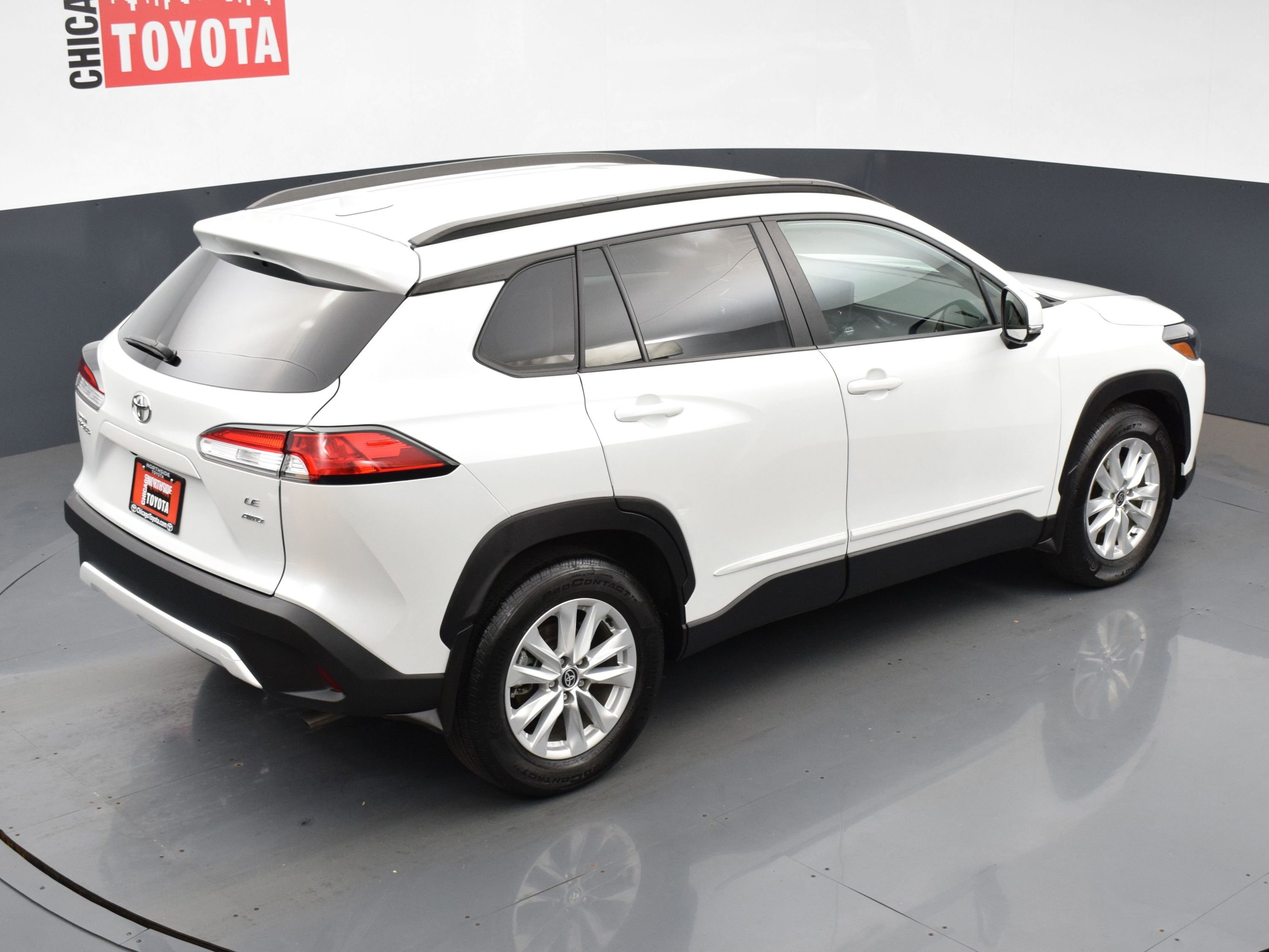 Used 2022 Toyota Corolla Cross LE image 20