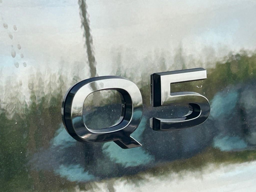 New 2025 Audi Q5 Premium Plus image 54