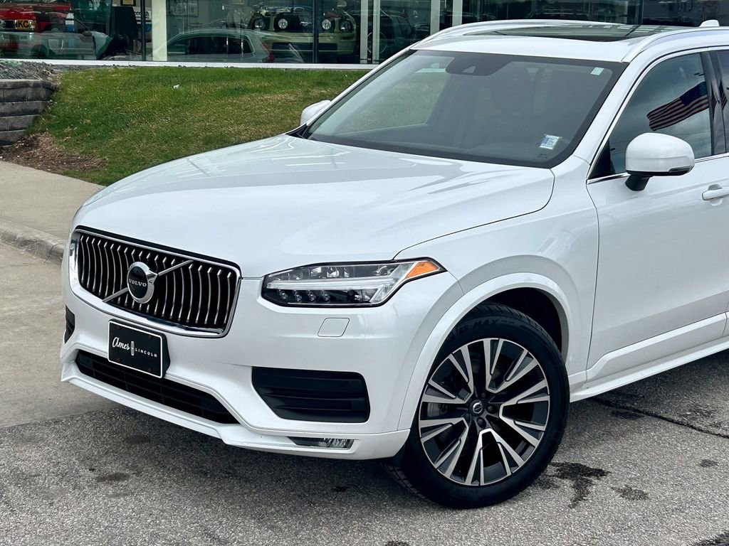 Used 2021 Volvo XC90 T5 Momentum w/ Climate Package image 2