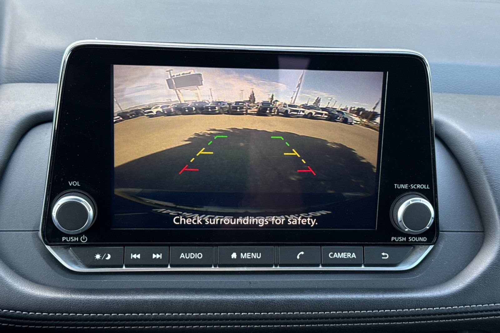 Used 2024 Nissan Rogue SV FWD image 25