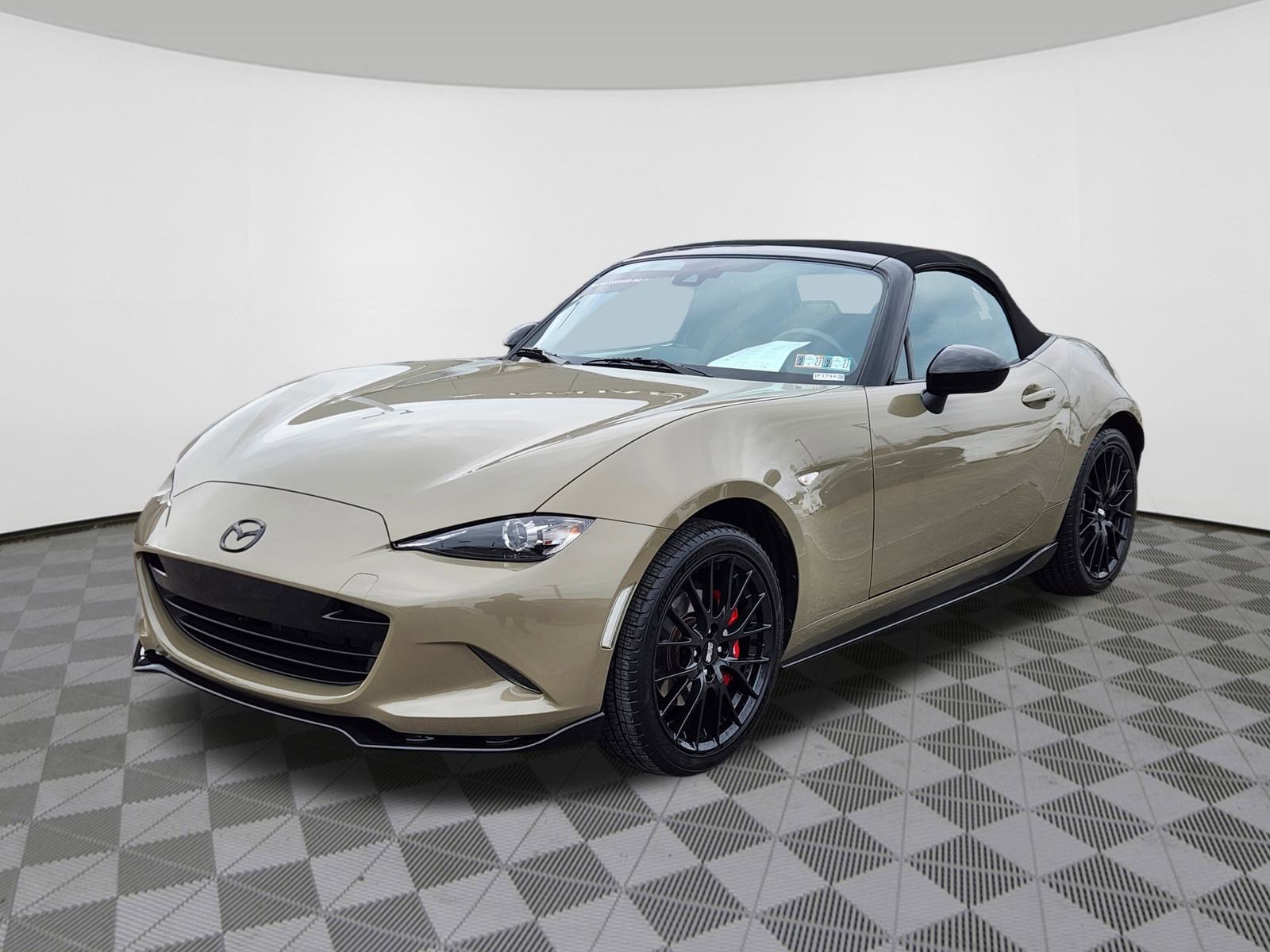 Certified 2023 MAZDA MX-5 Miata Club w/ Brembo/BBS Recaro Package image 2