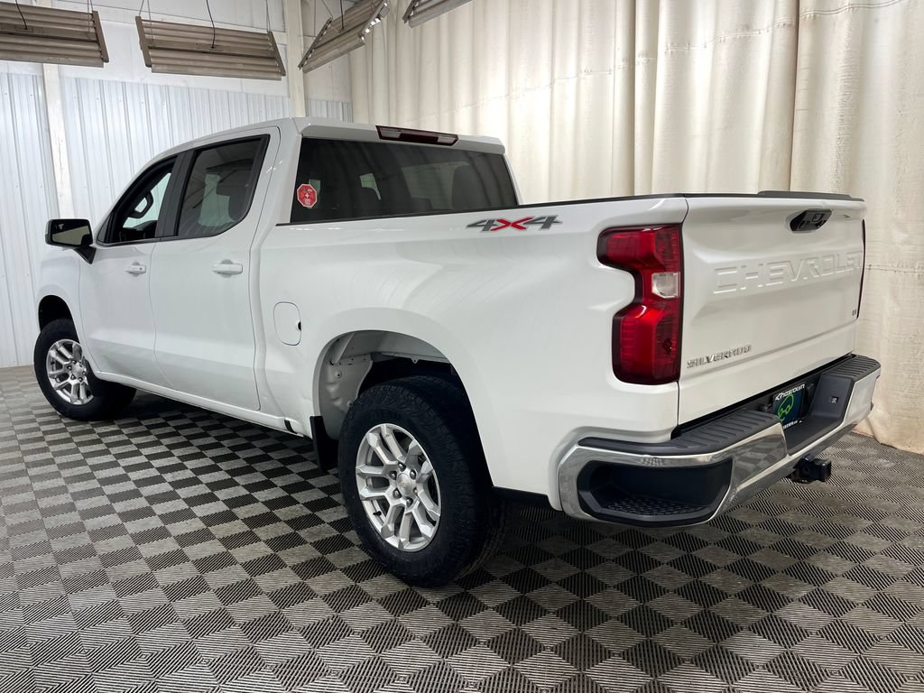 Certified 2022 Chevrolet Silverado 1500 LT AWD/4WD image 15
