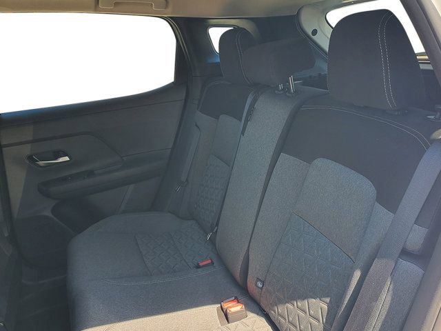 New 2025 Nissan Kicks SV w/ SV Premium Package image 28