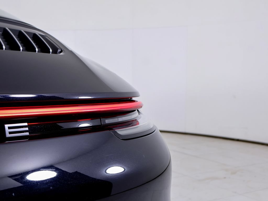 Certified 2021 Porsche 911 Targa 4S AWD/4WD image 10