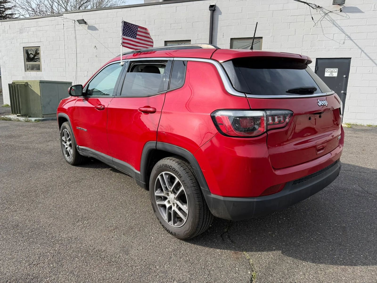 Used 2019 Jeep Compass Latitude w/ Popular Equipment Group image 16
