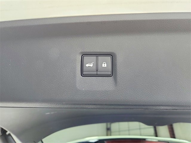 Used 2025 INFINITI QX60 Pure image 50