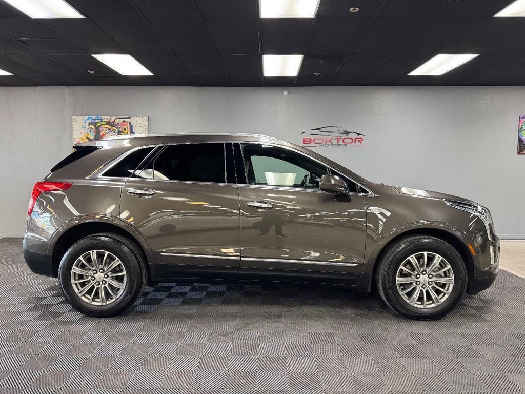 Used 2019 Cadillac XT5 Luxury FWD image 16
