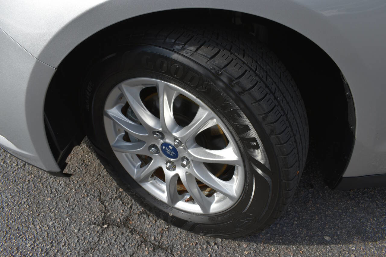 Used 2016 Ford Fusion S image 38