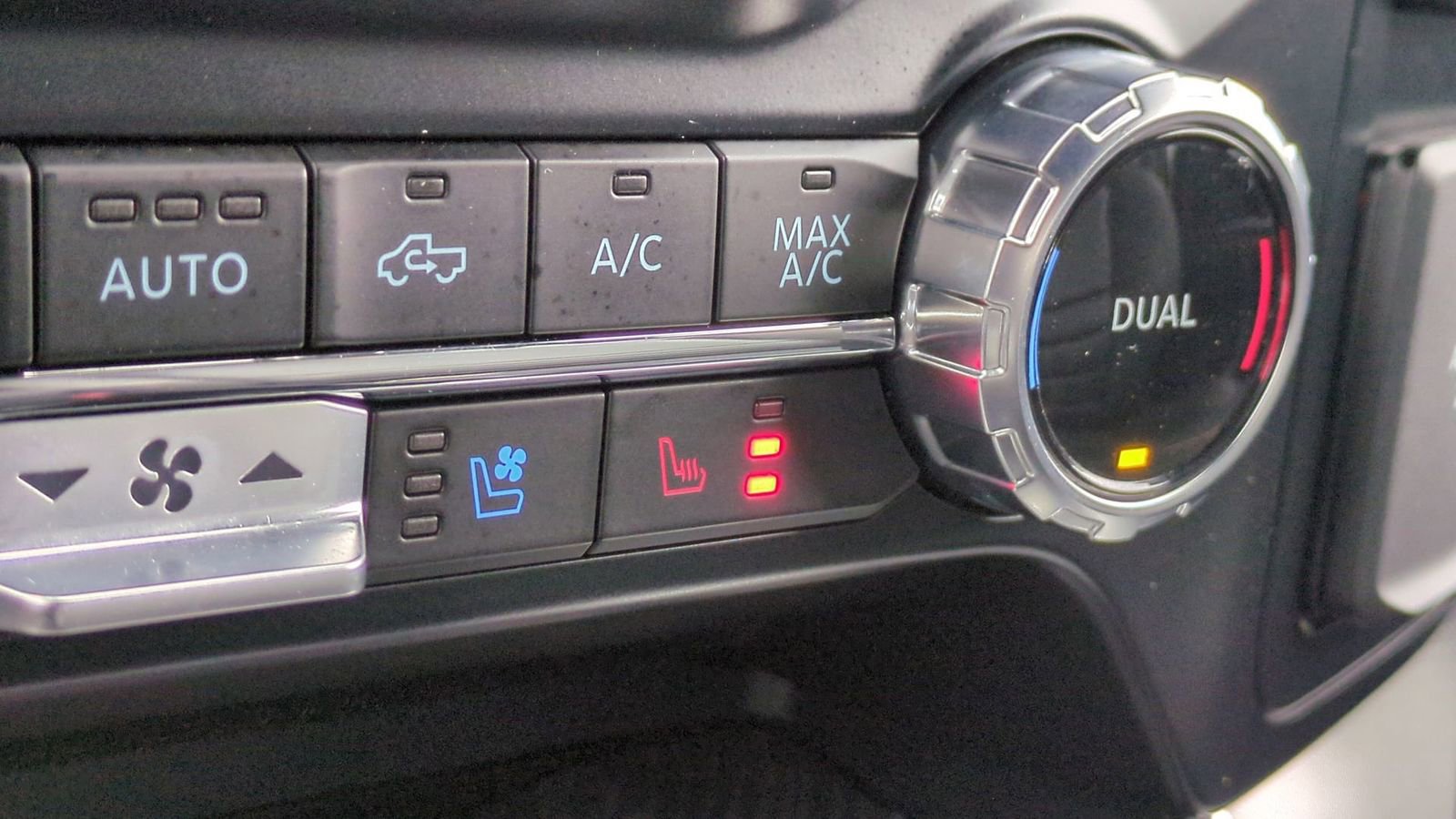 Used 2023 Ford F150 Platinum w/ Equipment Group 701A High image 38