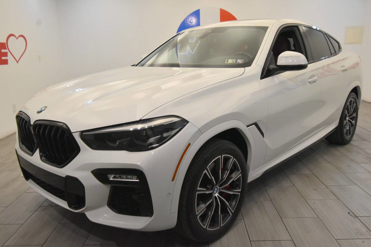 Used 2021 BMW X6 M50i w/ Premium Package image 1