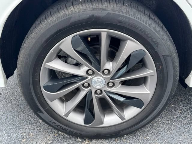 Used 2022 Buick Encore GX Select w/ Sport Touring Package AWD/4WD image 6