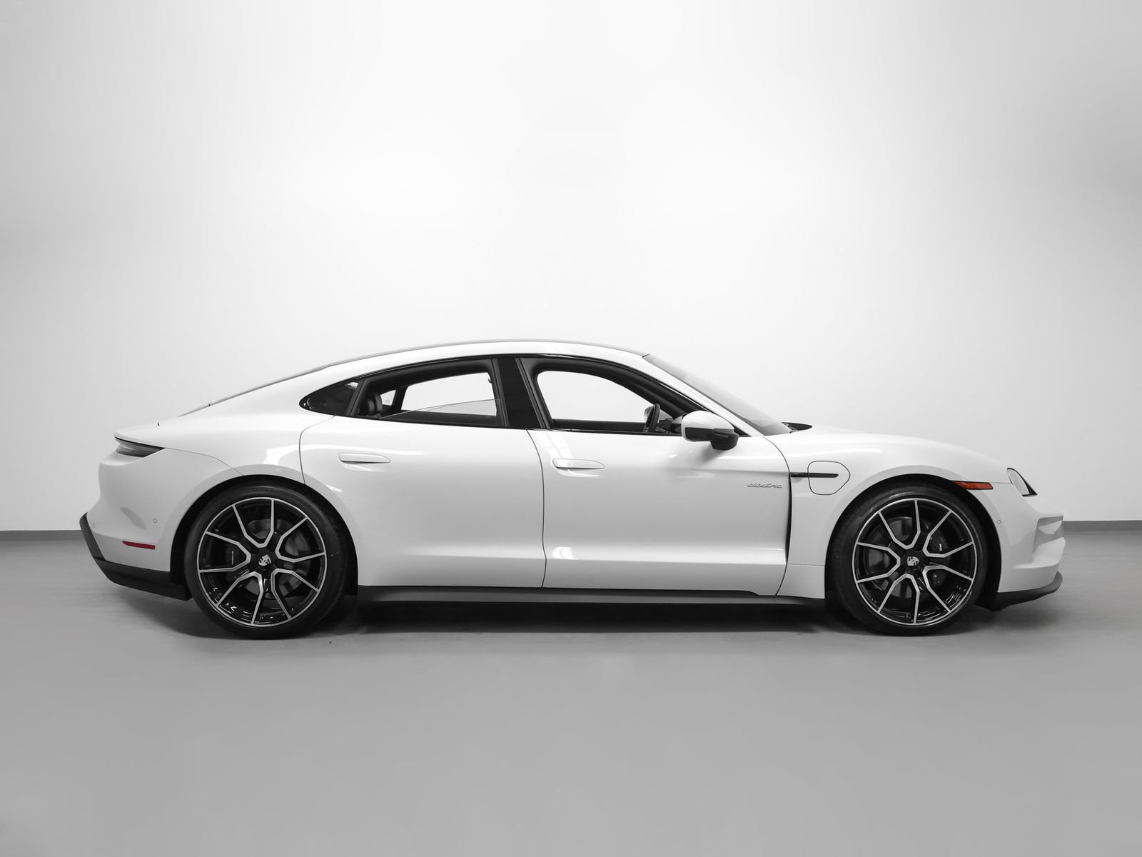 New 2026 Porsche Taycan AWD/4WD image 13
