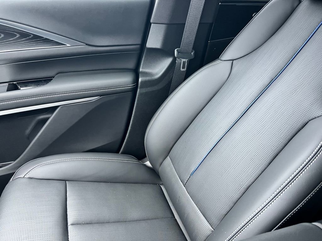 New 2026 Cadillac Lyriq Premium Sport w/ LPO, Floor Liner Package image 33