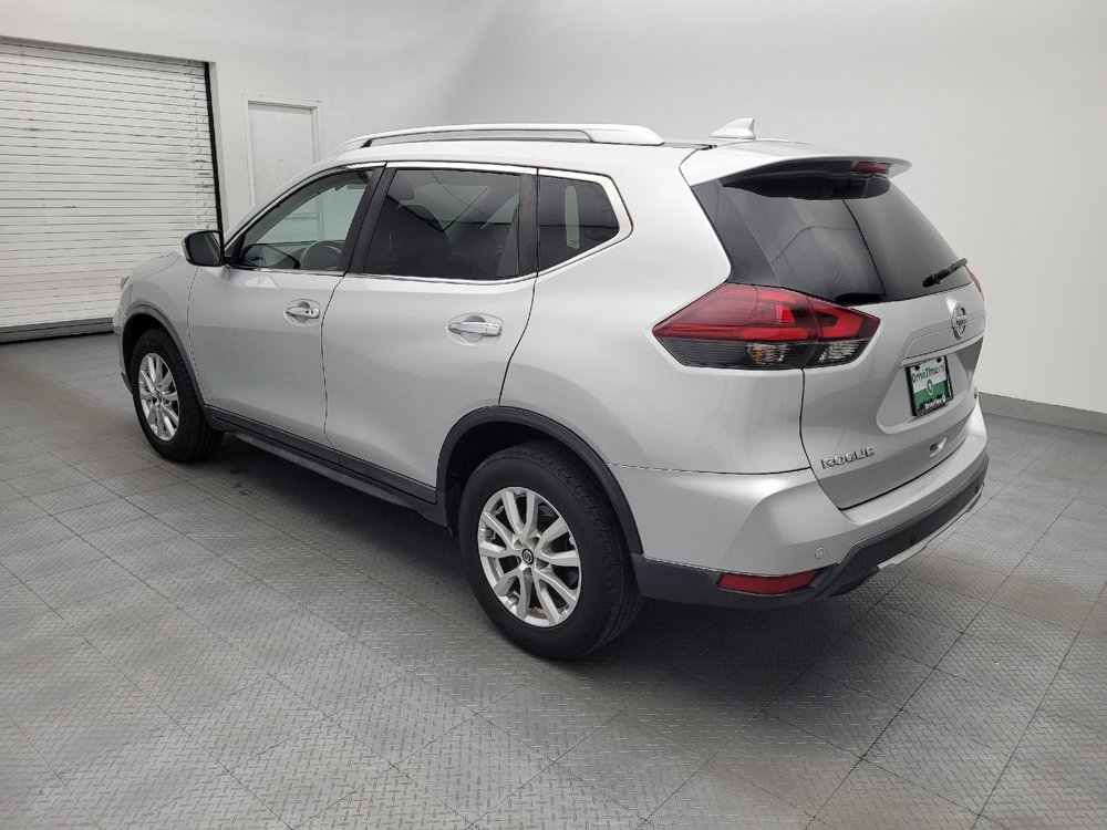 Used 2020 Nissan Rogue SV AWD/4WD image 3