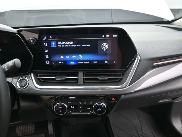 Used 2025 Chevrolet Trax ACTIV w/ Driver Confidence Package FWD image 7