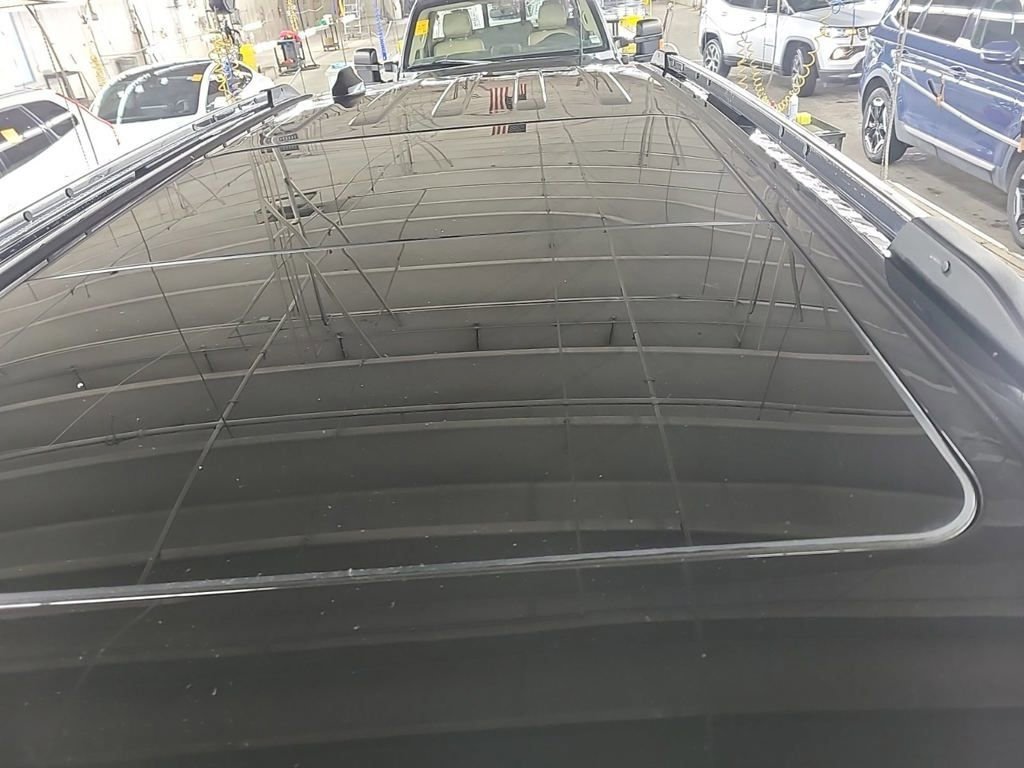 Used 2025 Ford Expedition Platinum image 7