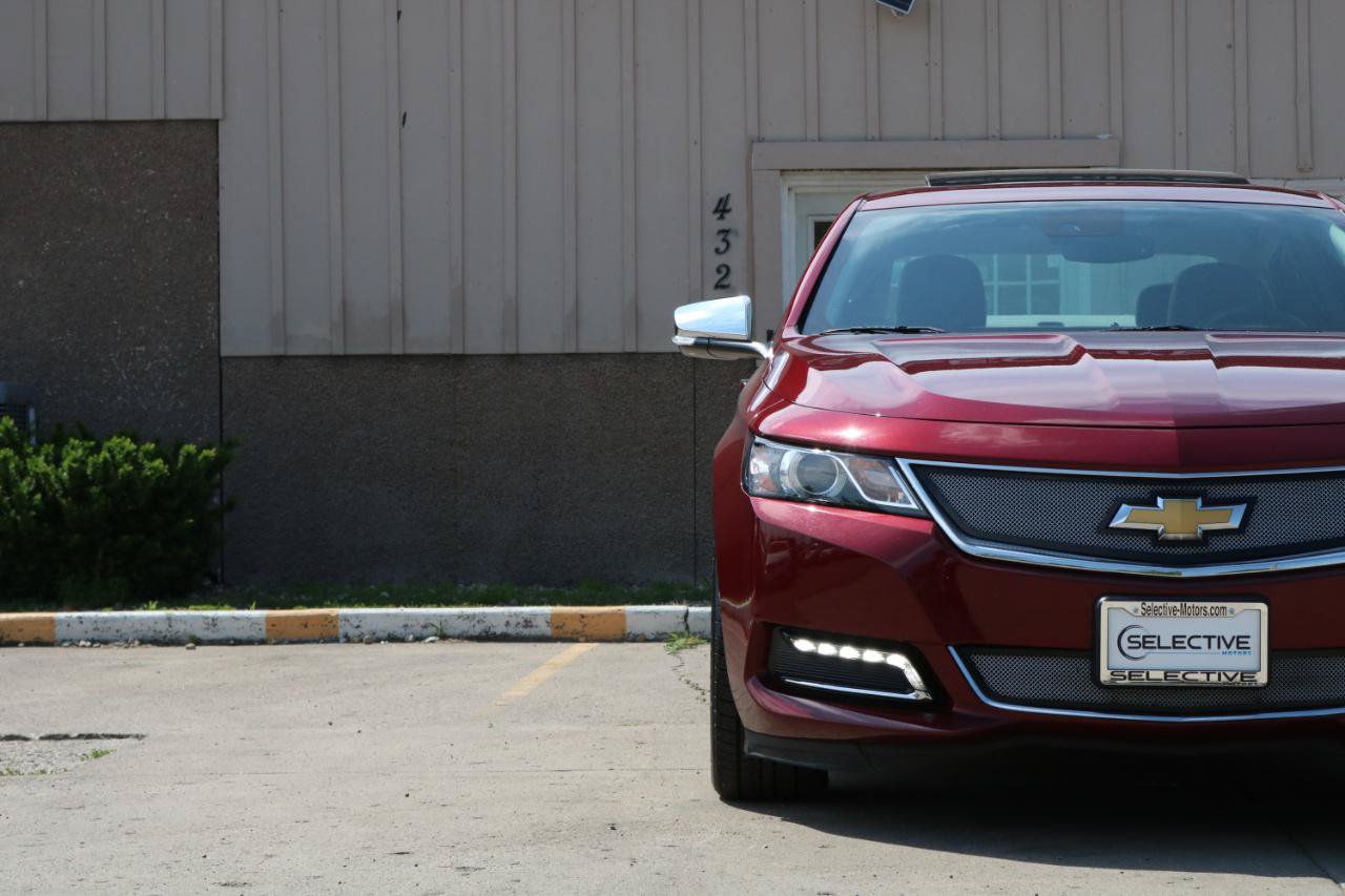 Used 2017 Chevrolet Impala Premier w/ Enhanced Convenience Package FWD image 4