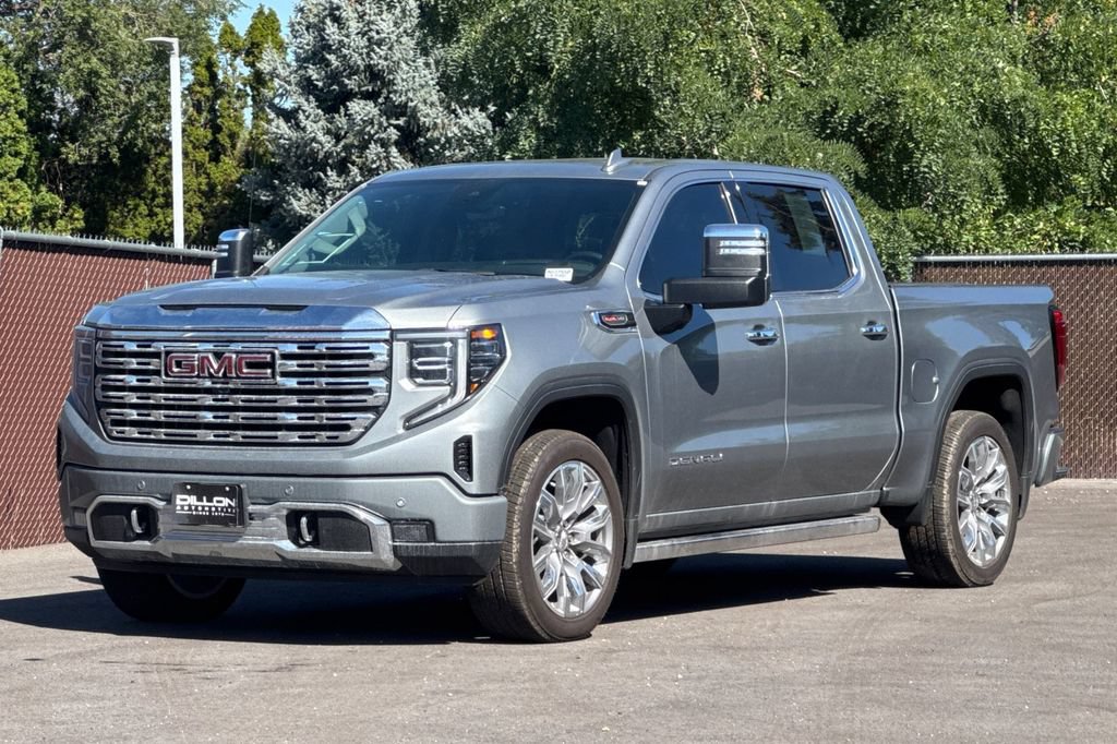 Used 2025 GMC Sierra 1500 Denali AWD/4WD image 11