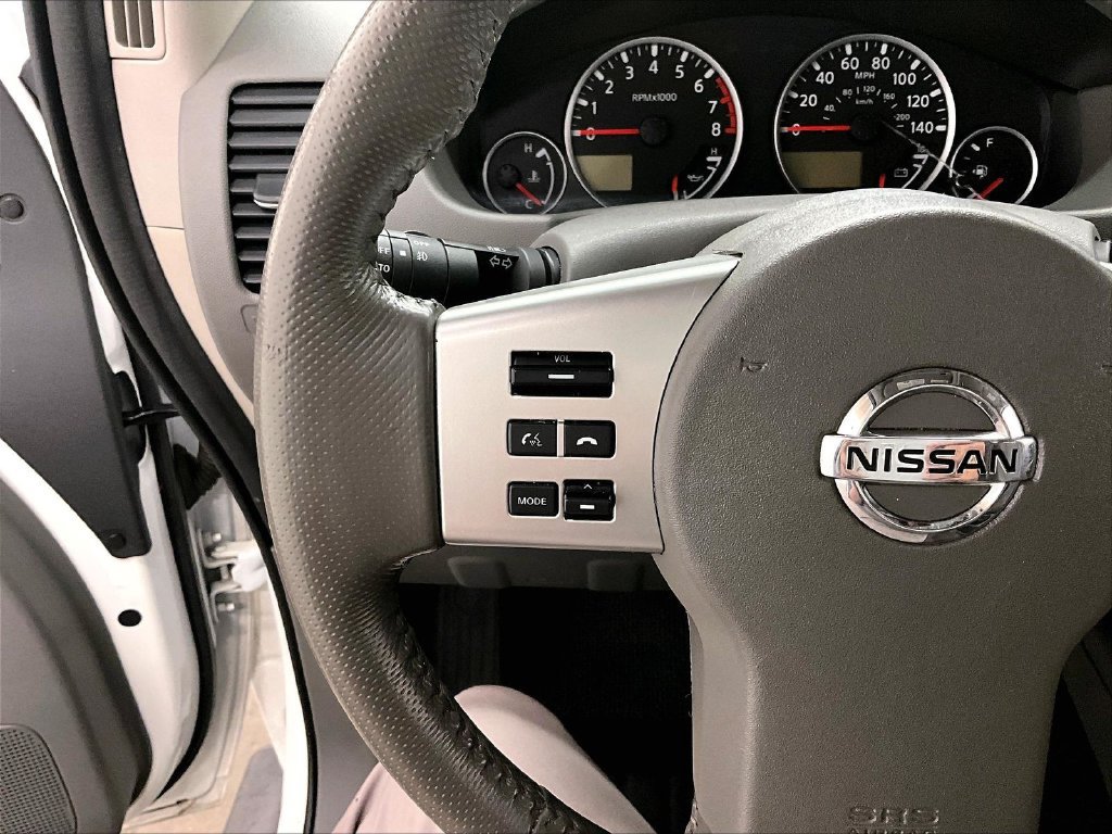 Used 2019 Nissan Frontier SL AWD/4WD image 12