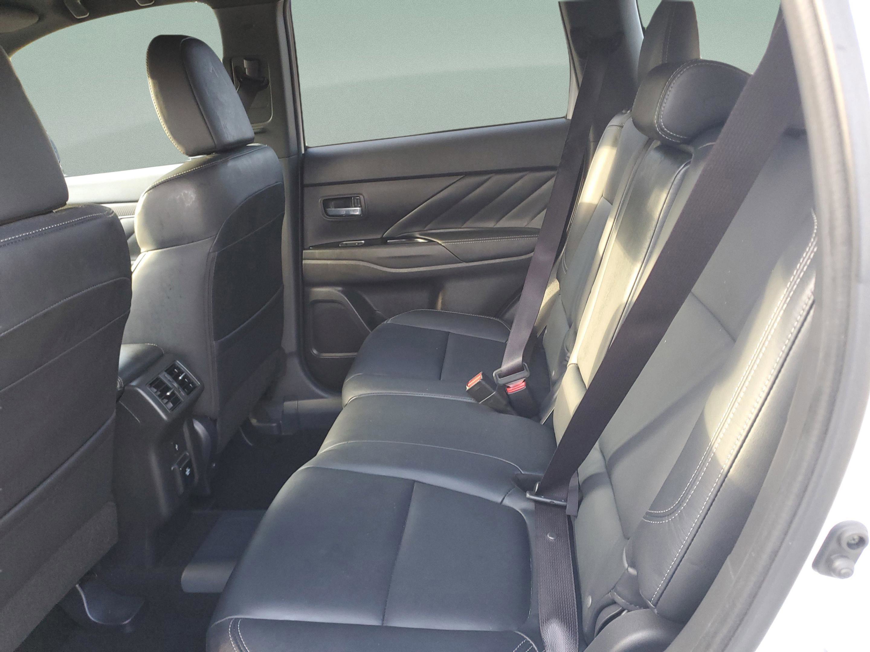 Used 2019 Mitsubishi Outlander GT image 7