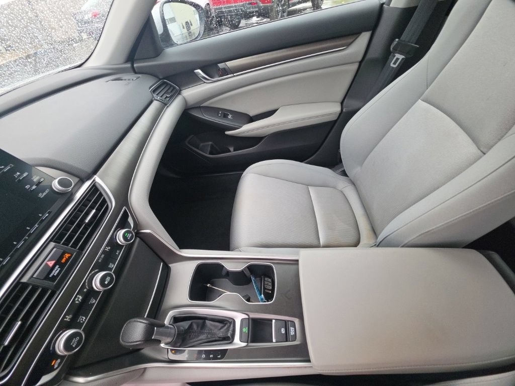 Used 2019 Honda Accord LX image 21