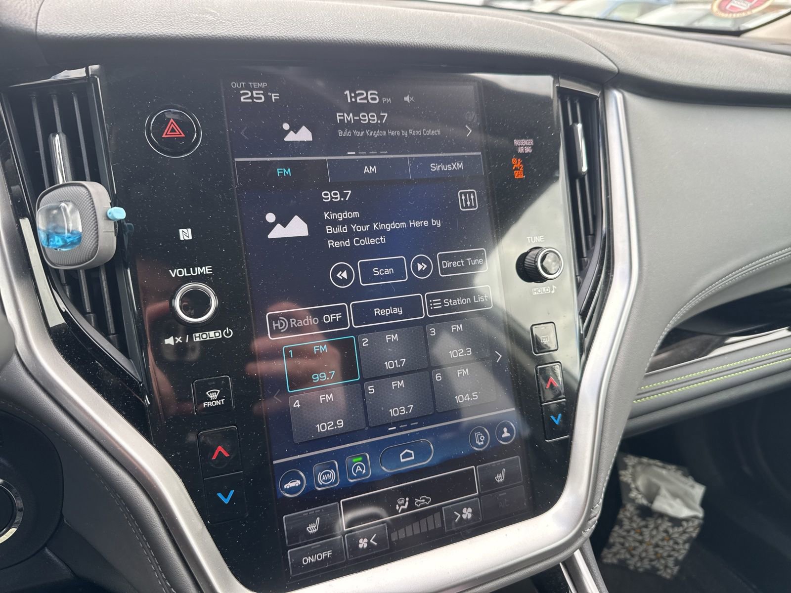 Used 2023 Subaru Outback Onyx Edition image 18