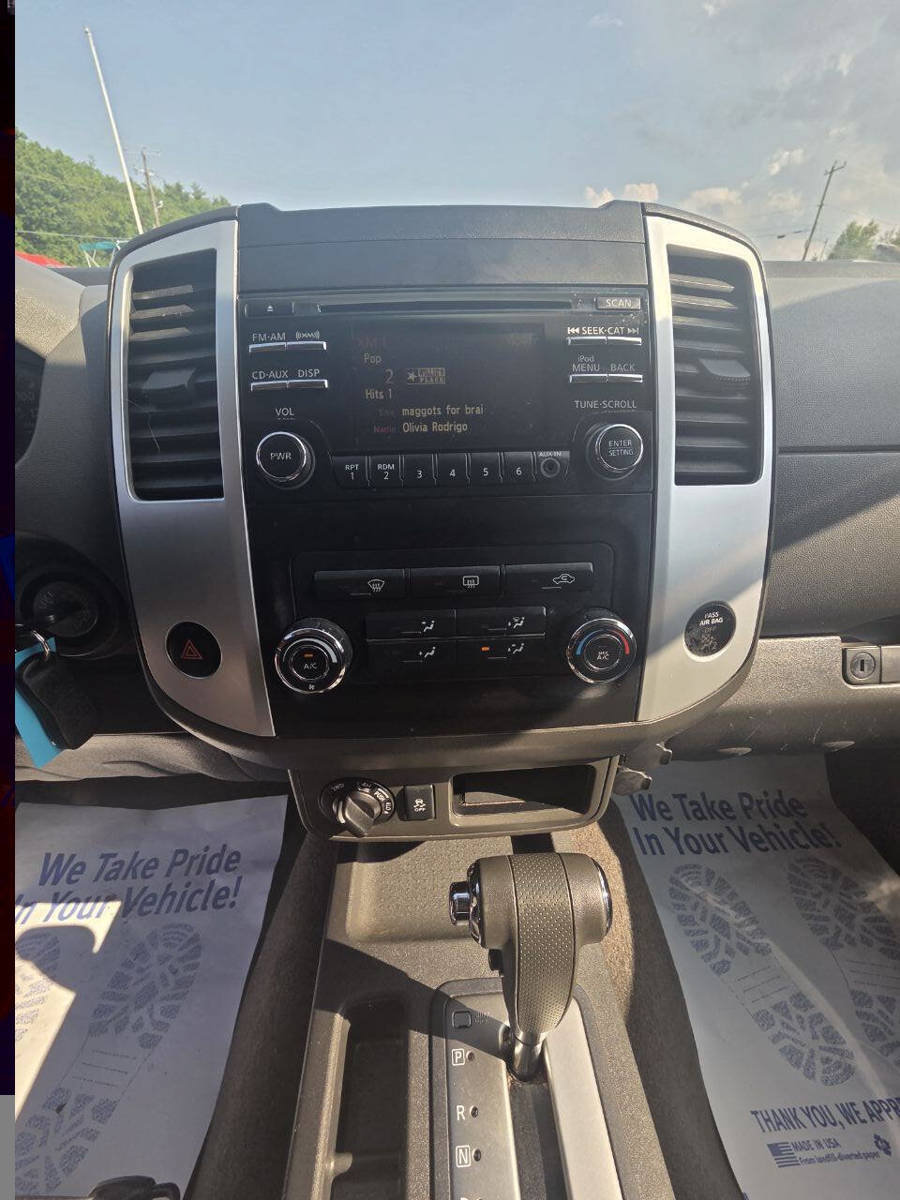 Used 2013 Nissan Xterra S w/ Value Package AWD/4WD image 19