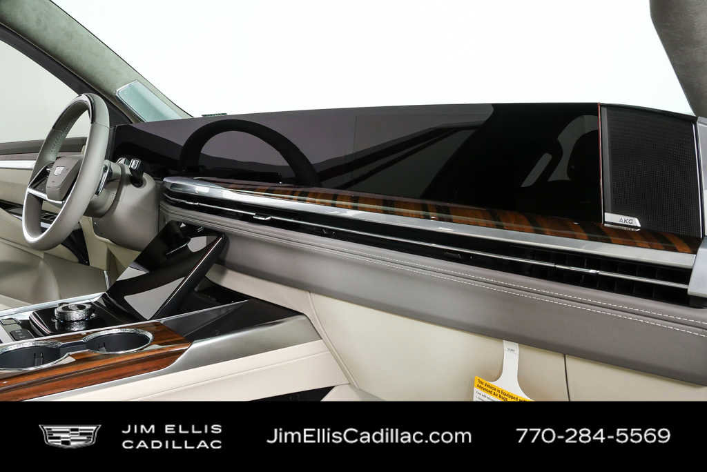 New 2026 Cadillac Escalade ESV Platinum Sport w/ LPO, Floor Liner Package image 24