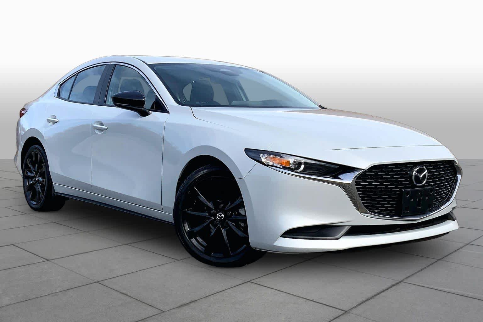 Certified 2025 MAZDA MAZDA3 s FWD image 3