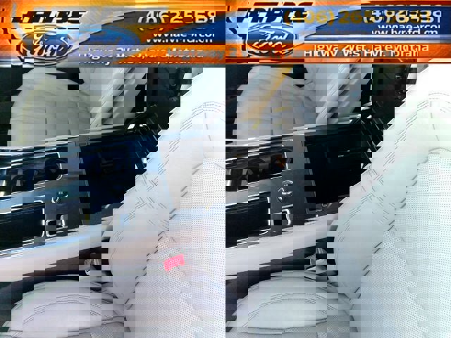 Used 2023 Lincoln Aviator Reserve w/ Class IV Trailer Tow Package image 11