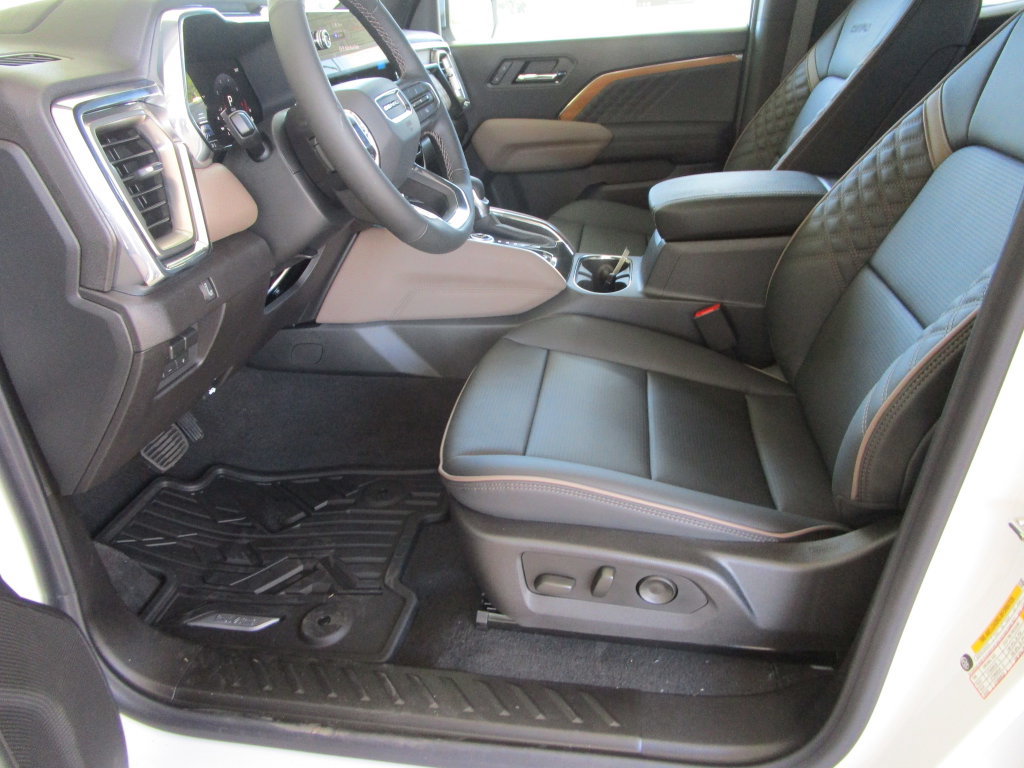 New 2026 GMC Canyon Denali AWD/4WD image 28