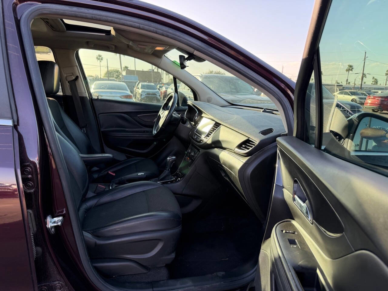 Used 2018 Buick Encore Sport Touring image 22