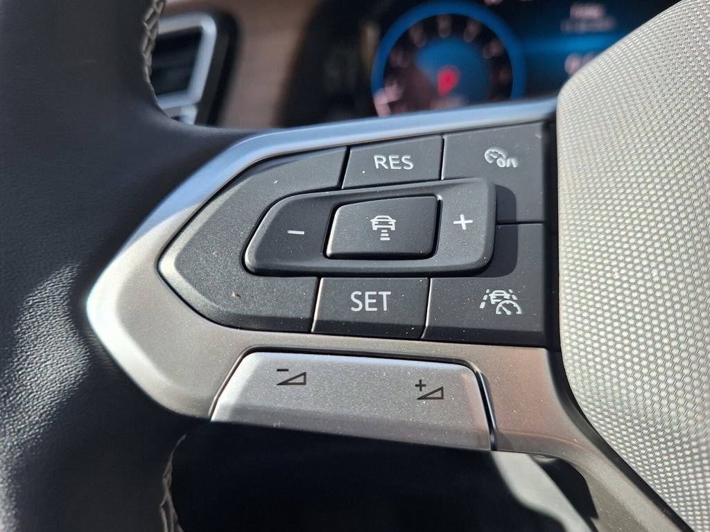 New 2026 Volkswagen Atlas SE image 13