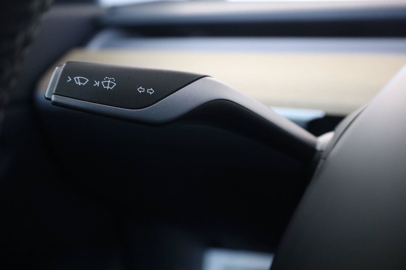 Used 2018 Tesla Model 3 Long Range RWD image 34