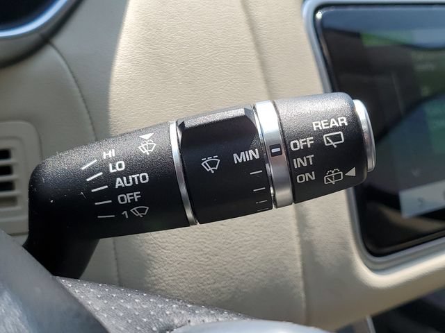 Used 2019 Land Rover Range Rover Sport HSE AWD/4WD image 15