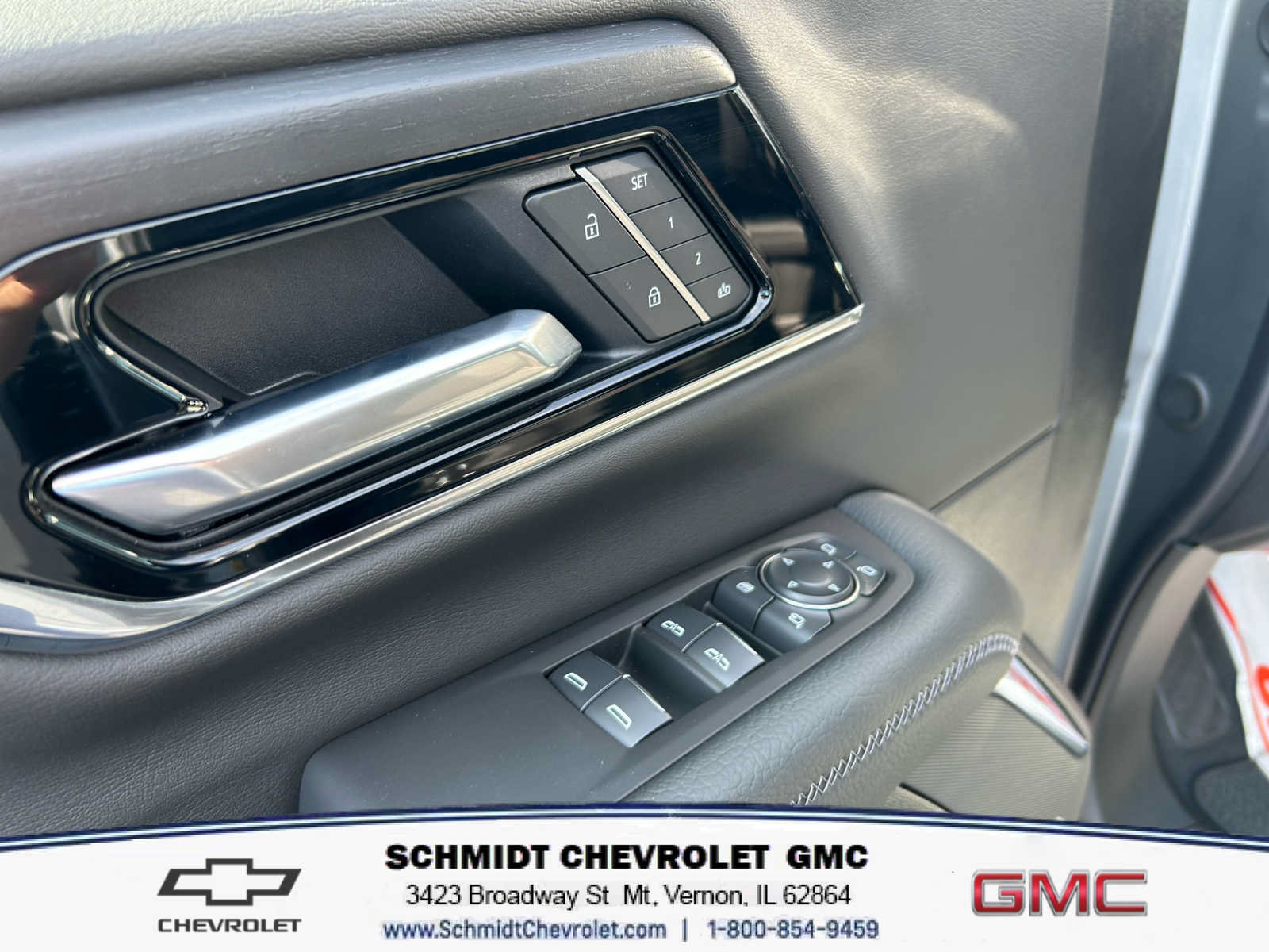 New 2026 GMC Yukon Denali AWD/4WD image 19