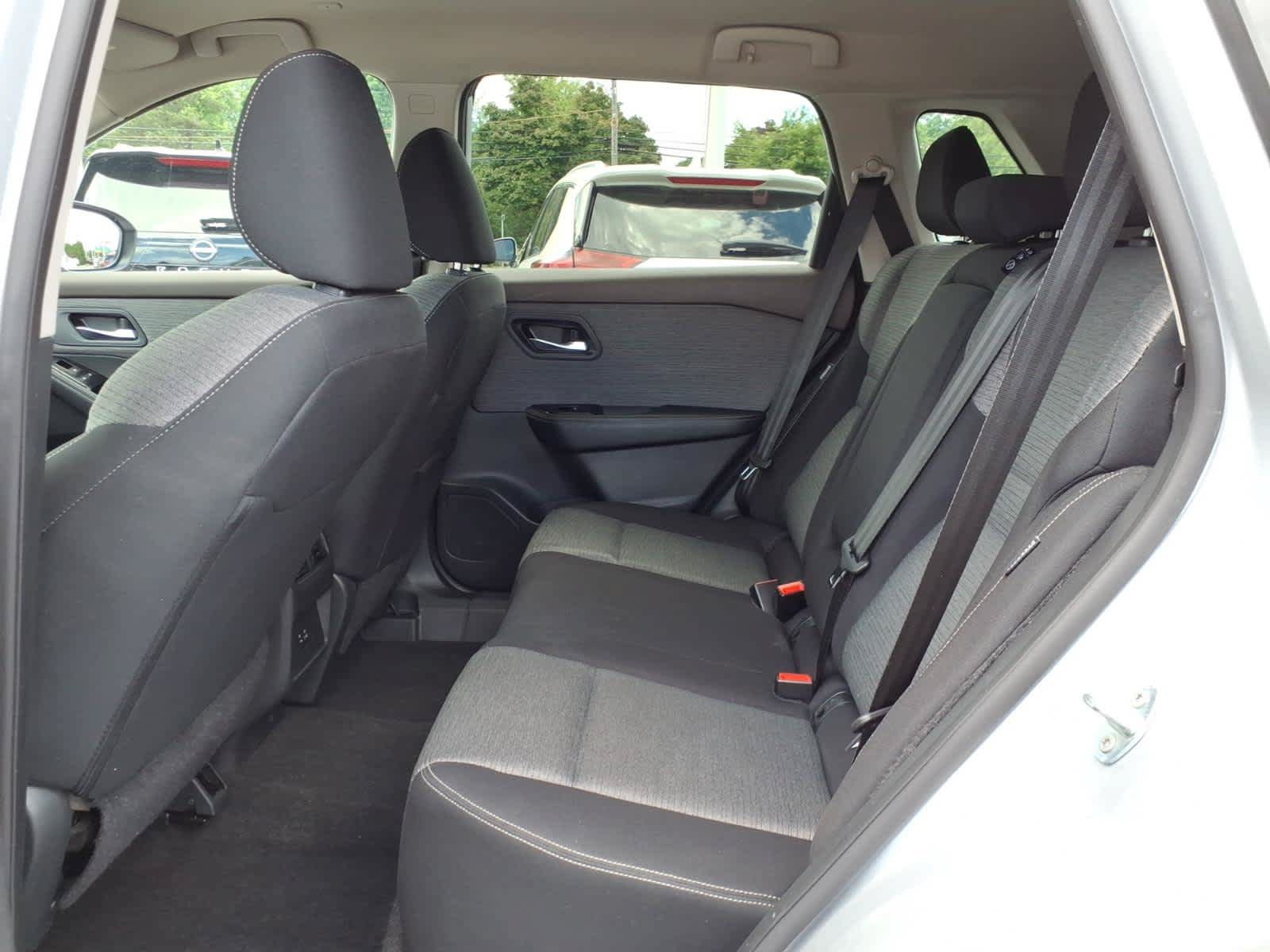 Certified 2023 Nissan Rogue SV AWD/4WD image 13